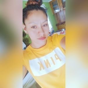 Meet your Posher, Ana